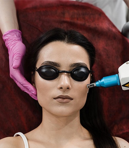 Derma Trio Glow thumbnail